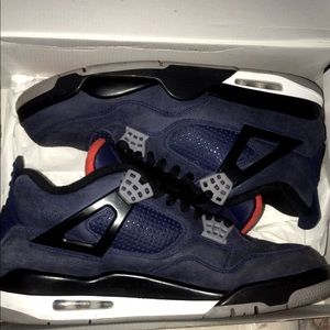 Jordan 4s